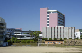久留米工業大学　交流棟　200号館